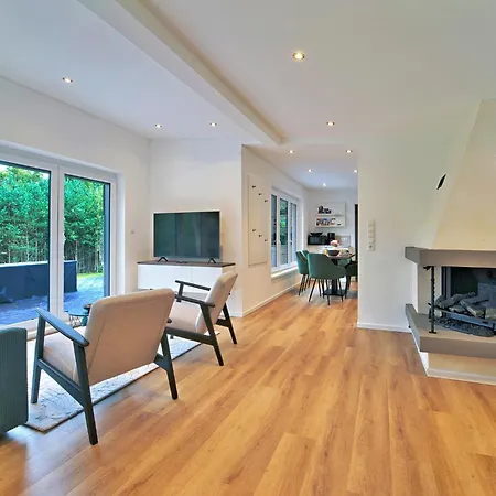 Waldblick Mit Whirlpool Und Sauna *