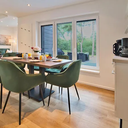 Waldblick Mit Whirlpool Und Sauna