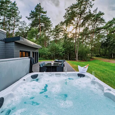 Waldblick Mit Whirlpool Und Sauna Holiday home Hellwege