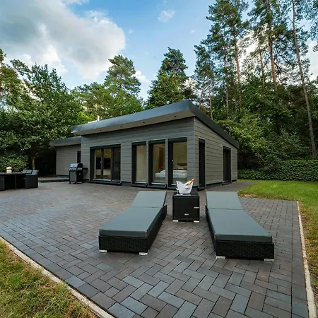 Waldblick Mit Whirlpool Und Sauna Hellwege